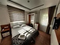 Opera Hotel