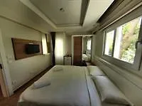Hotel Opera 3*
